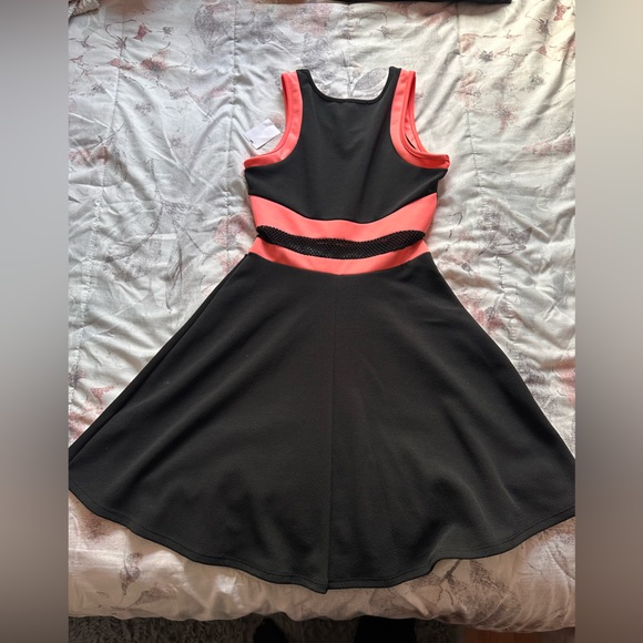 Charlotte Russe Tennis Style Dress - Picture 4 of 4